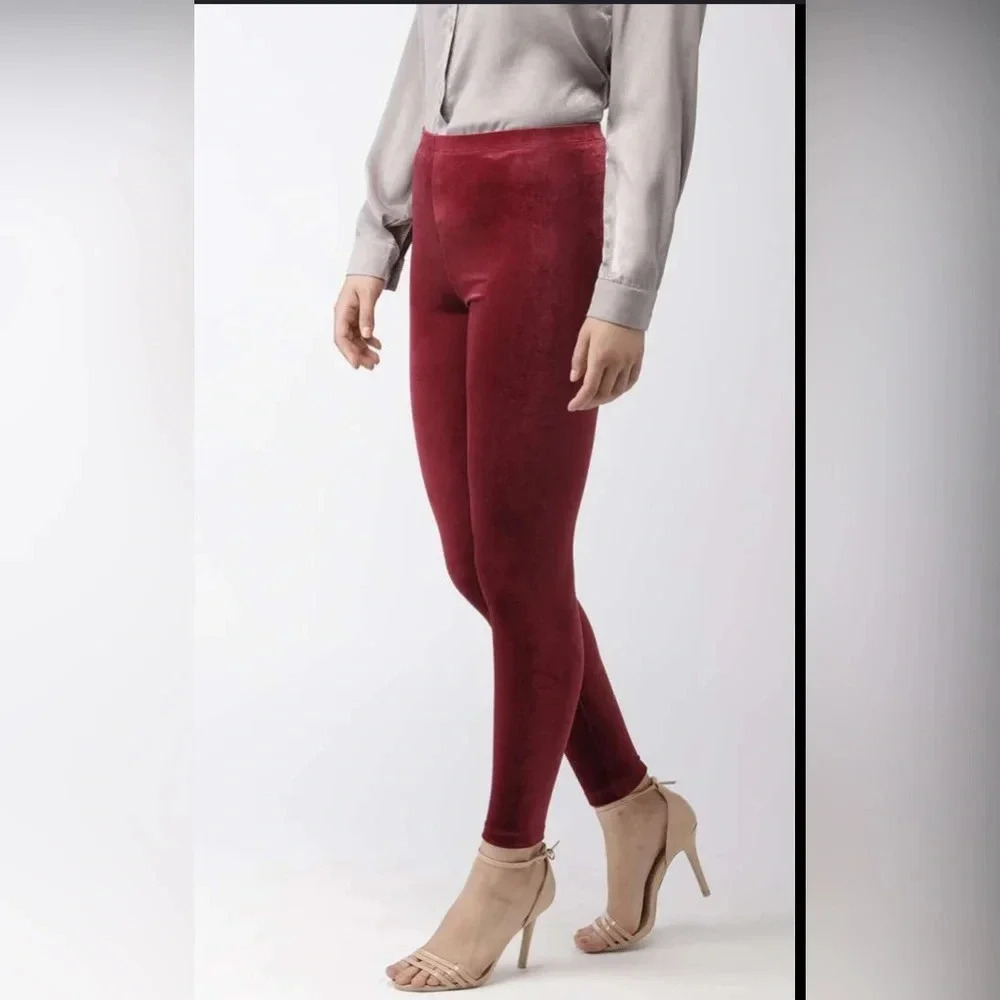 Tahari women’s vervet skinny pan